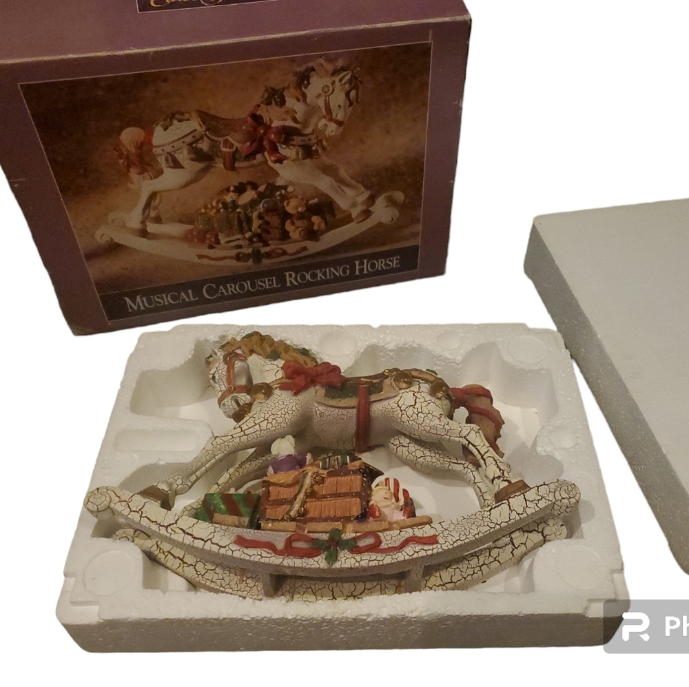 Classic Vintage Treasures Musical Carousel Rocking Horse Greensleeves Melody - Picture 2 of 3